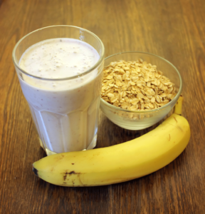 banana-oatmeal-protein-shake-md