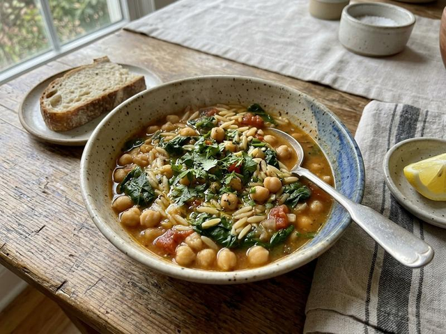 Chickpea and Spinach Stew